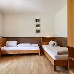 Hotel Fast